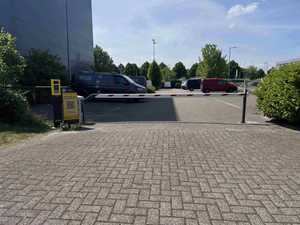 Parking garage