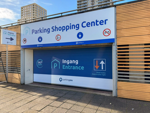Parking garage