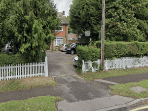 High Trees Guest House Gatwick & Airport Parking