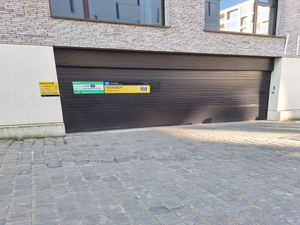 Parking garage
